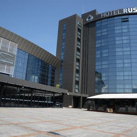 Hotel Russia Скопье Экстерьер фото