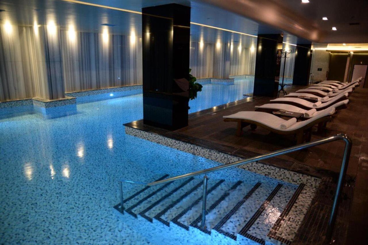 Hotel Russia Скопье Экстерьер фото